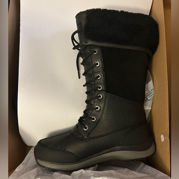 NIB UGG Adirondack III Tall Boot - black- women’s 9 - Picture 9 of 10